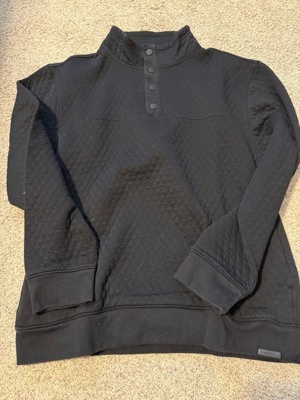 Men’s Quilted Black Snap-Button Pullover Sweatshirt